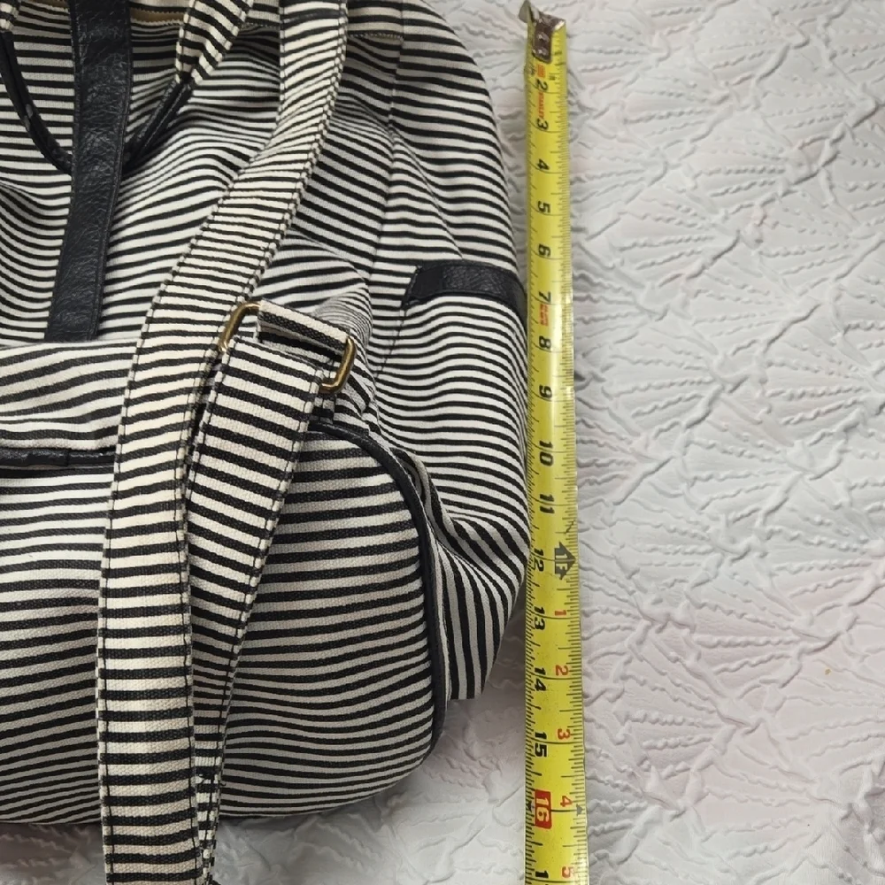 Expressions Chic Black and White Tote